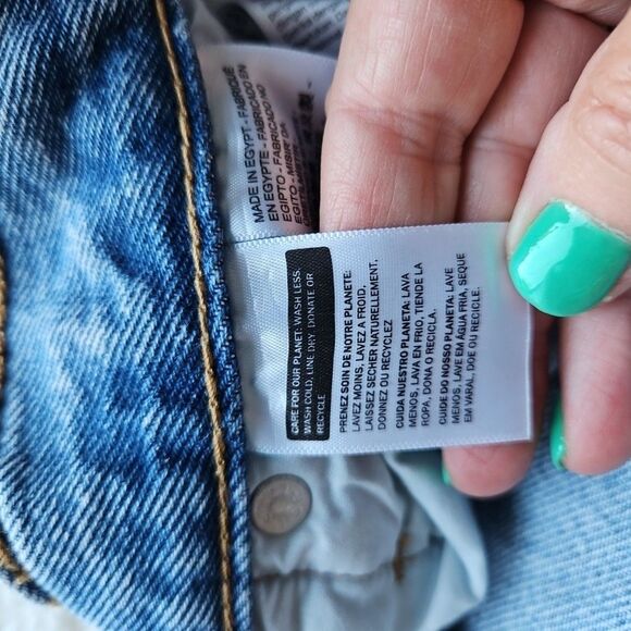 LEVIS 501 Womens High Rise Cut Off Denim Shorts Size 28 Light Wash Frayed... - Picture 7 of 9